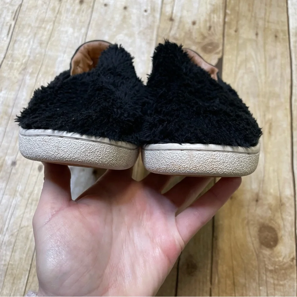 UGG Women’s Black Ricci Sherpa Slip On Loafer Shoe